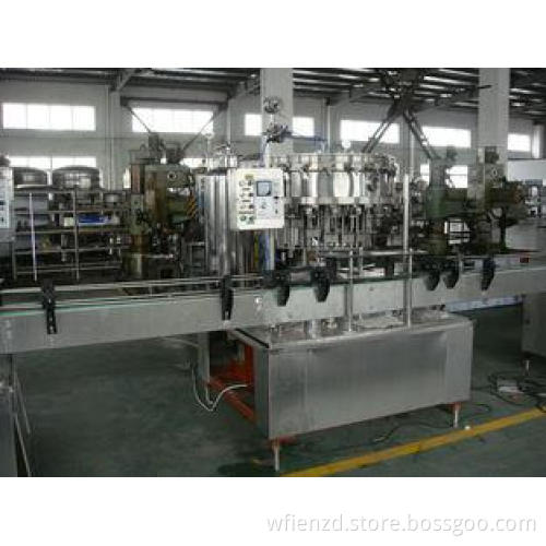 Linear Triple Carbonated Beverage Filling Machine , 8000bhp